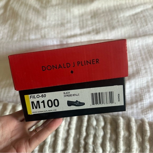 NEW Donald J Pliner Loafers - Picture 2 of 10